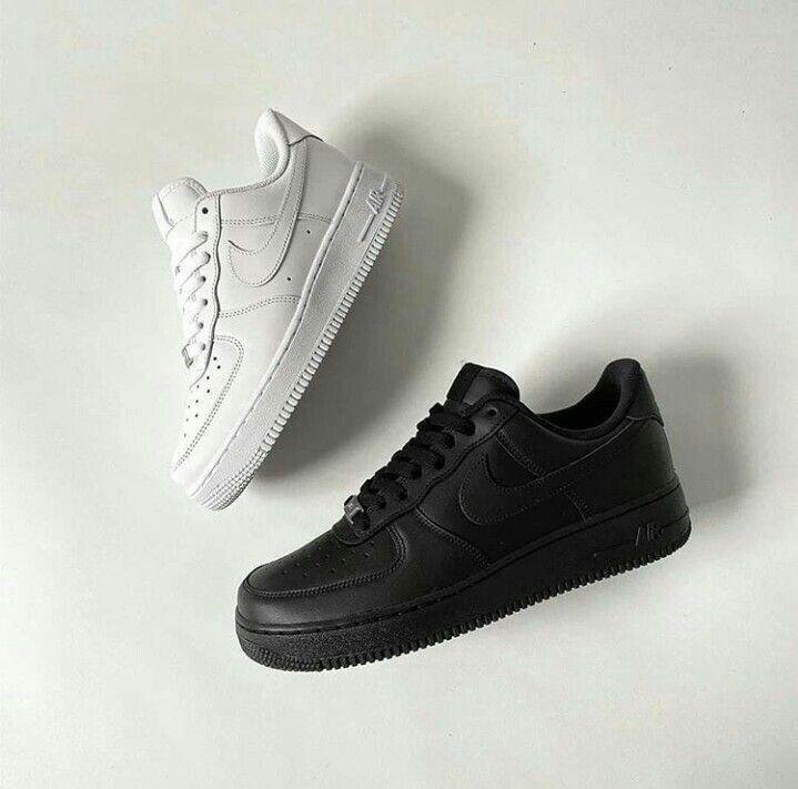 NIKE AIRFORCE 1 